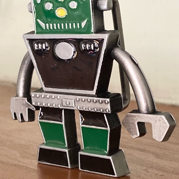 Radical Robot Belt Buckle! - Picture 4 of 8